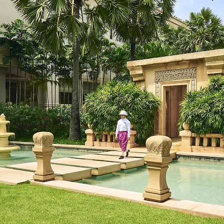 Intercontinental Phnom Penh Hotel Bagian luar foto